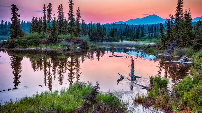 A sunset in Wrangell-St Elias National Park